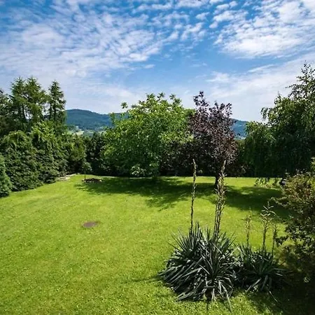 Holiday home In Near Lifts